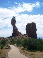 Balanced Rock, Arches, NP